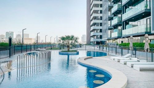 White Jade Dubai JVC 12 10